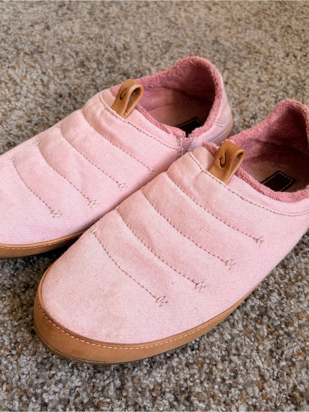 OluKai Quilted Pink Slip-On Slippers with Tan Trim